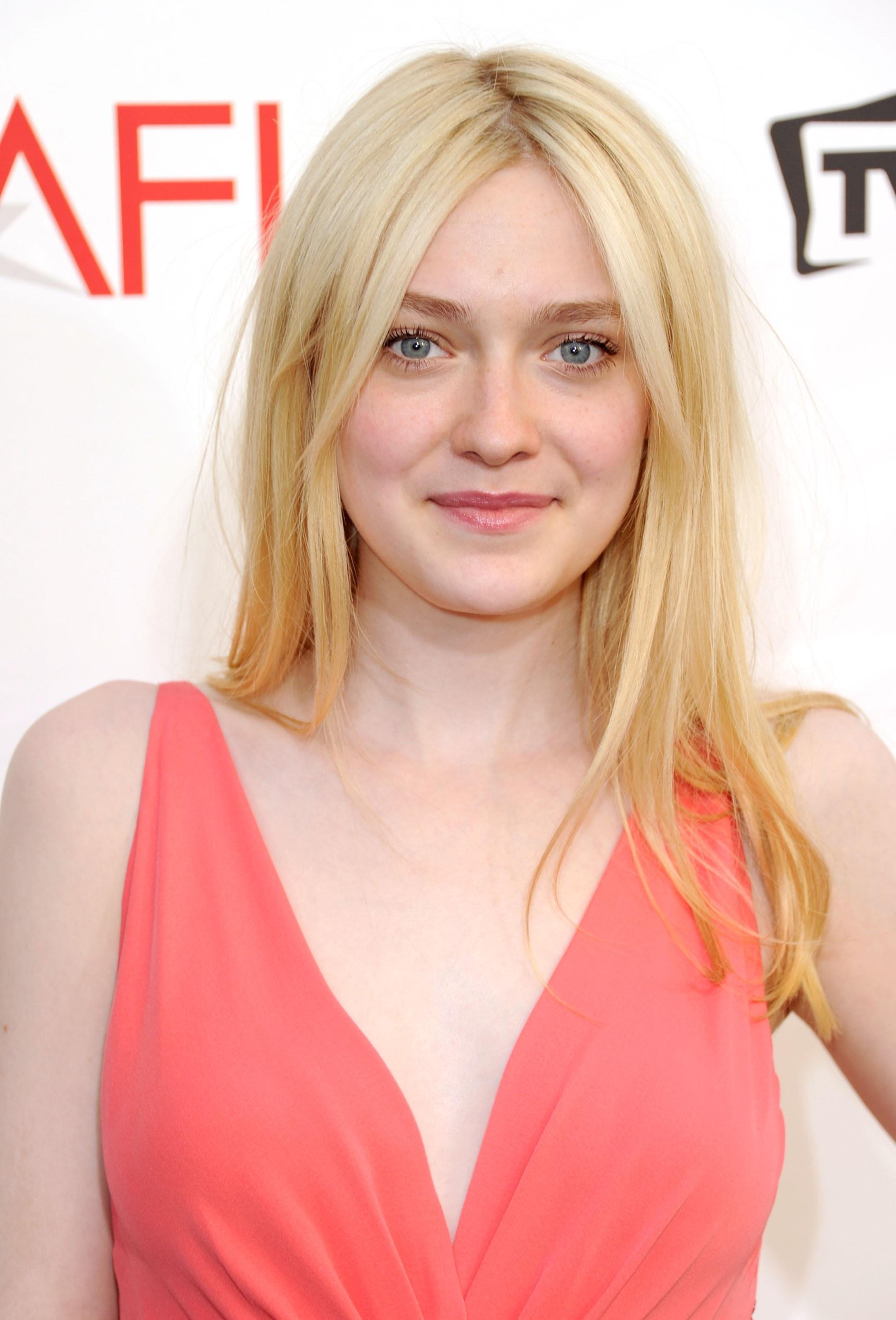 HQ
