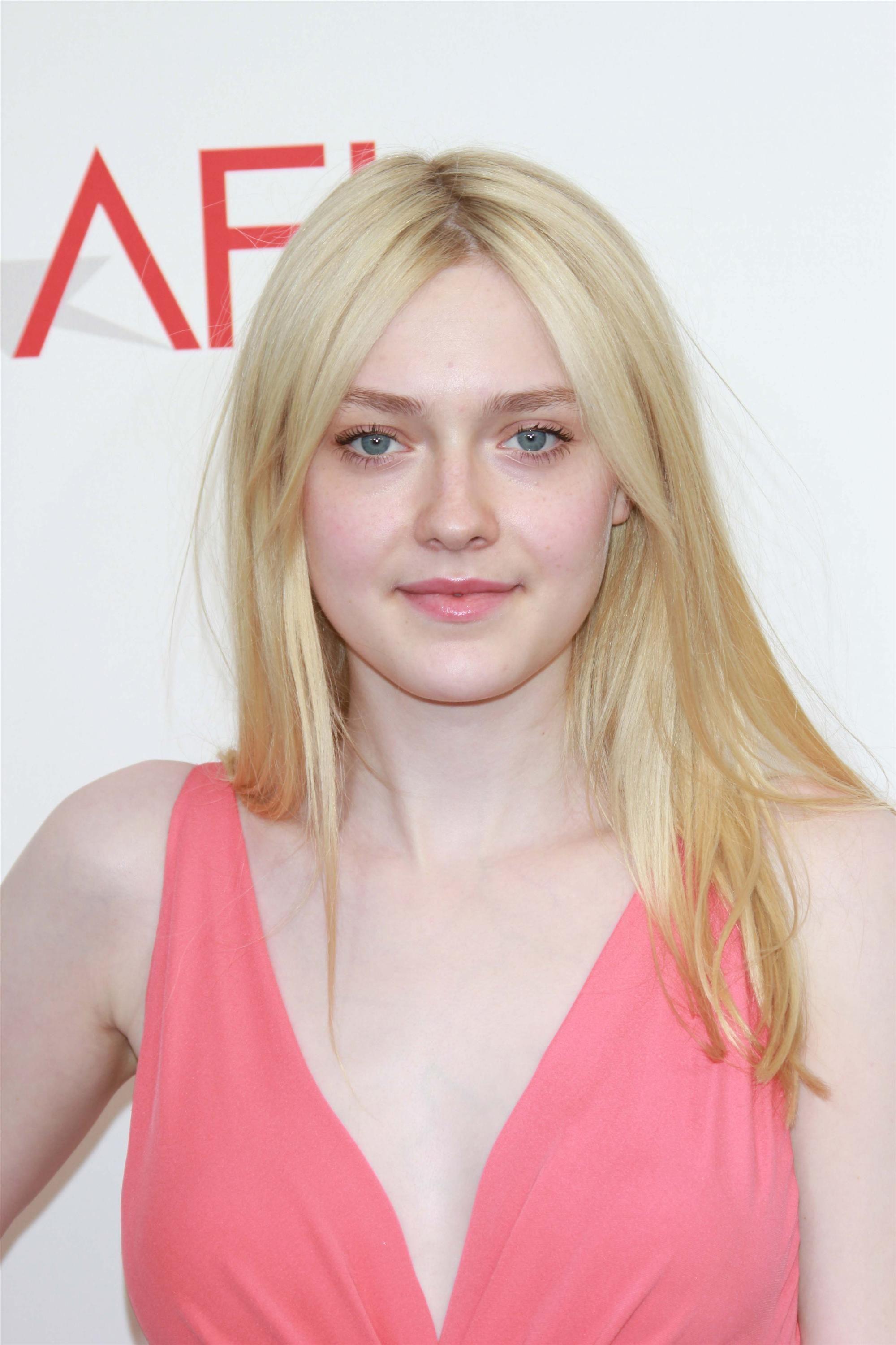 HQ
