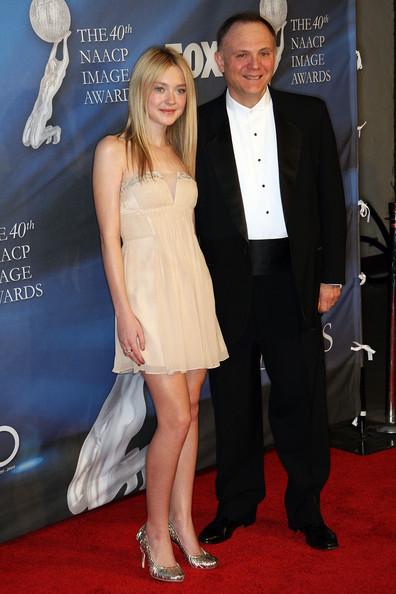 Dakota40NAACPAwards008.jpg