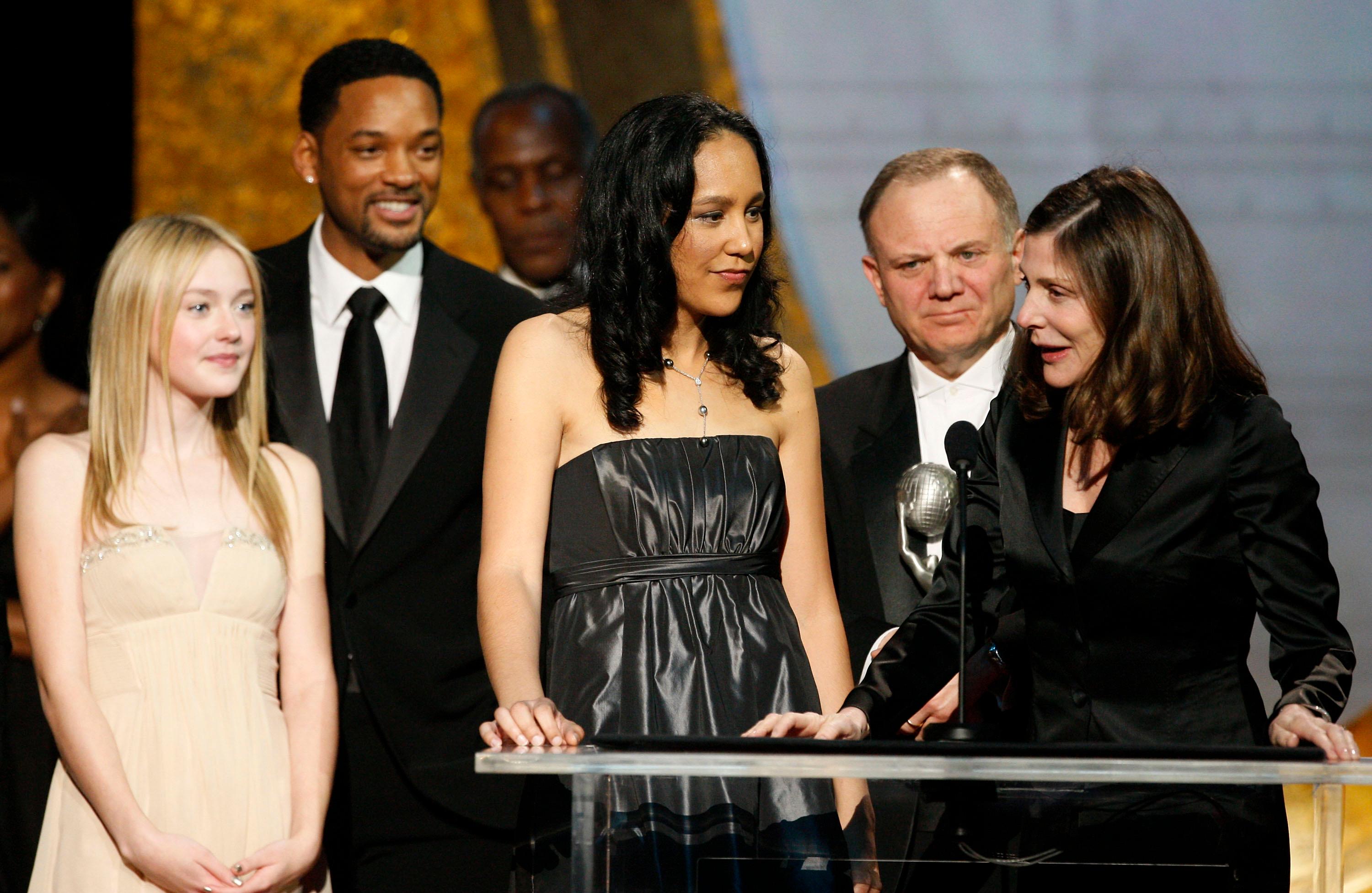Dakota40NAACPAwards038.jpg