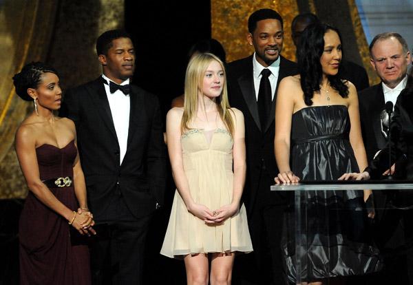 Dakota40NAACPAwards066.jpg