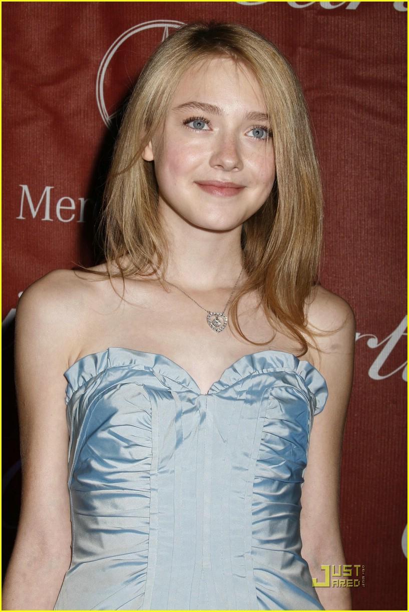 DakotaPalmSpringFF2009080.jpg