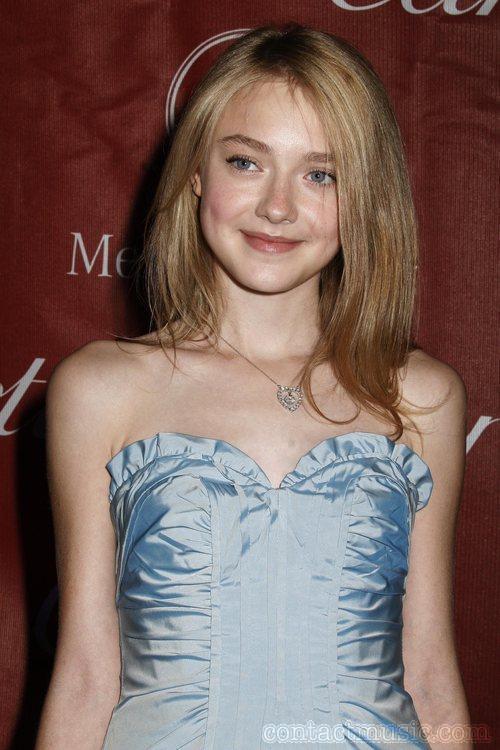DakotaPalmSpringFF2009102.jpg