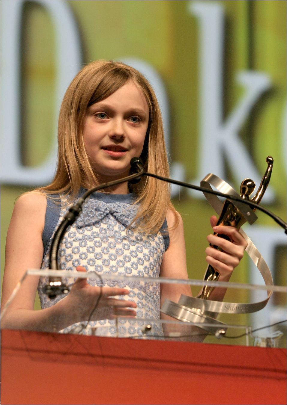 DakotaShoWest106.jpg