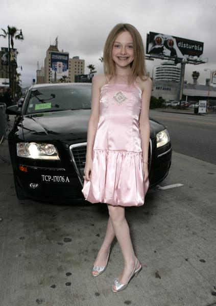 DakotaYoungHollywoodAwards064.jpg