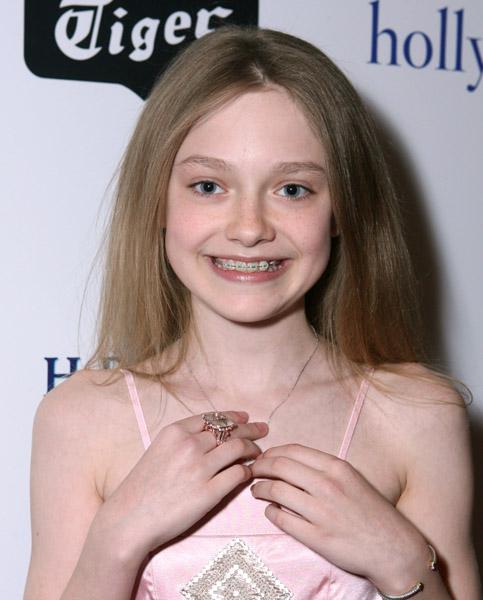 DakotaYoungHollywoodAwards065.jpg