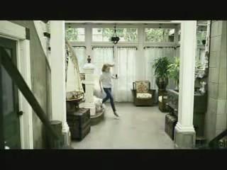 lovely-dakota-ad-2007-divided-we-fail-18.jpg