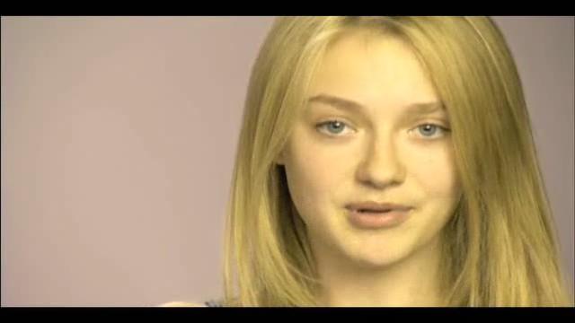 lovely-dakota-ad-2009-presidential-pledge-02.jpg