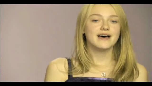 lovely-dakota-ad-2009-presidential-pledge-05.jpg