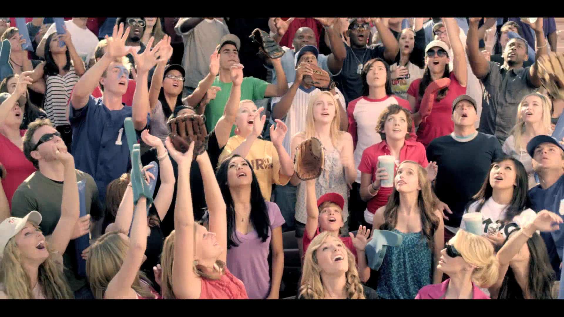 lovely-dakota-ad-2010-su2c-02.png
