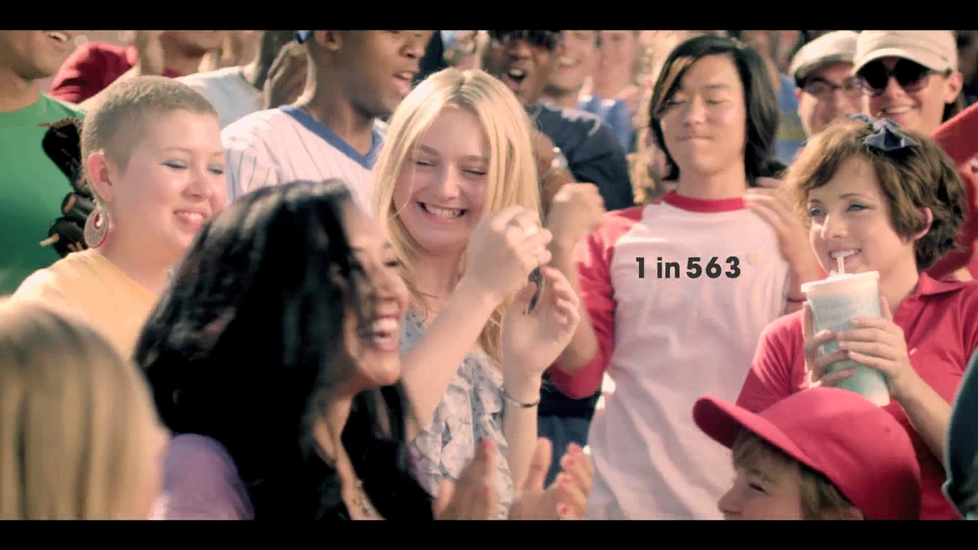lovely-dakota-ad-2010-su2c-20.png