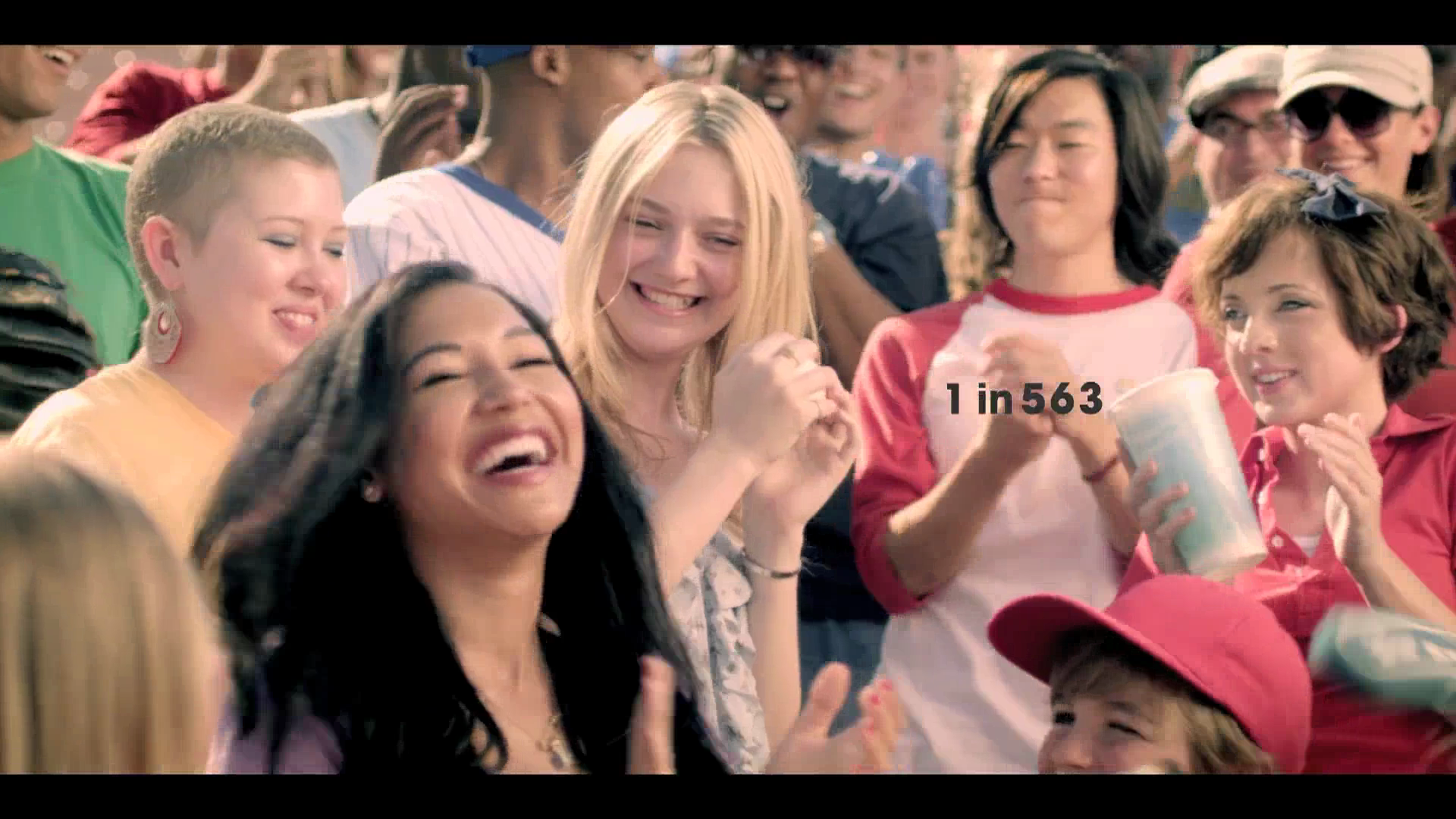 lovely-dakota-ad-2010-su2c-21.png