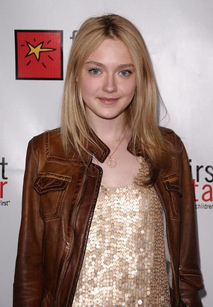 DakotaFirstStarCelebrationNov15017.jpg
