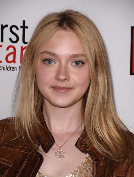 DakotaFirstStarCelebrationNov15035.jpg