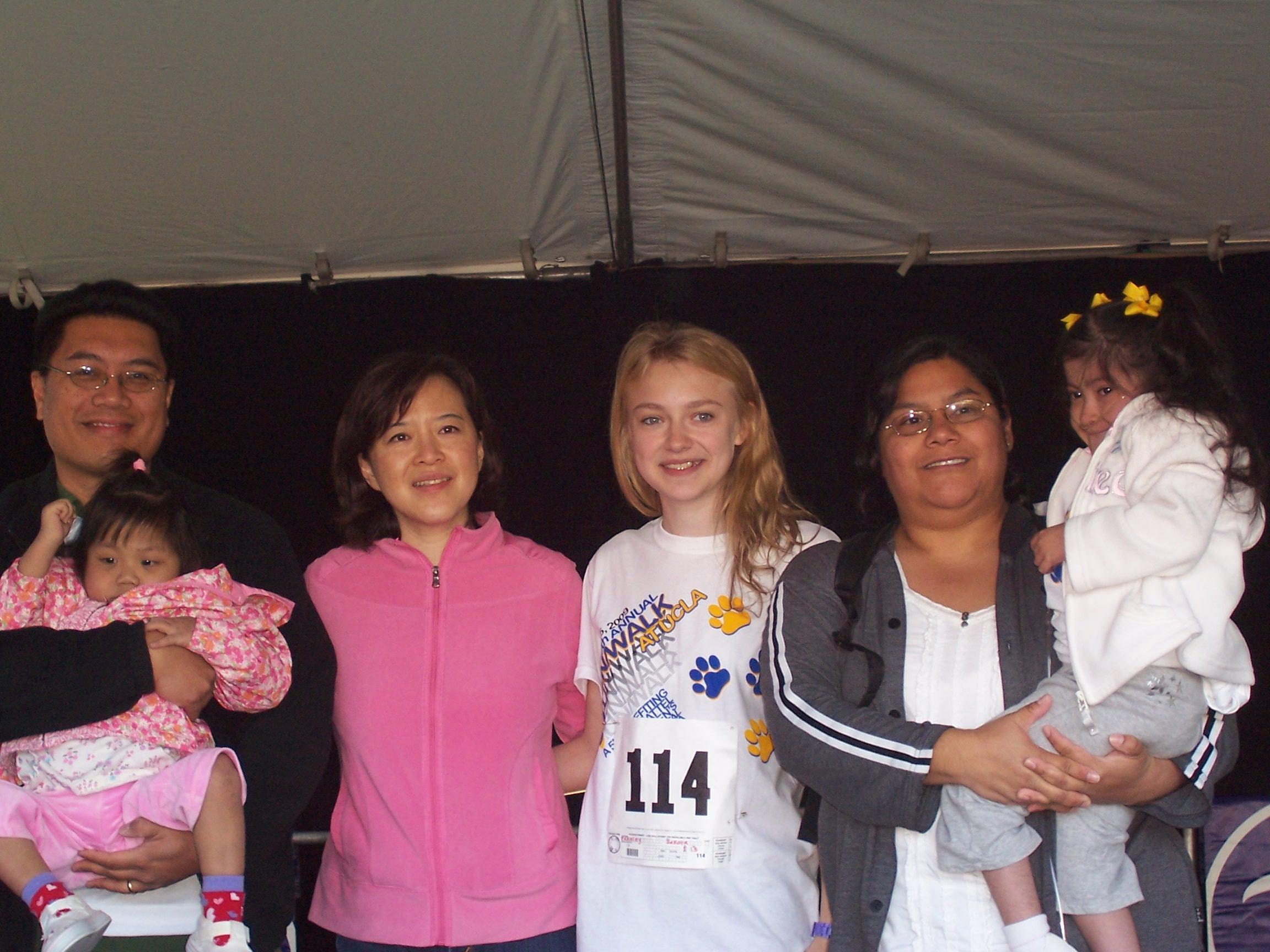 Dakota5KWalkBenefitting021.jpg