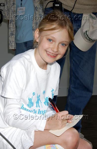 DakotaWalkFun035.jpg