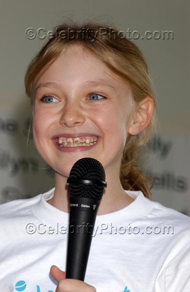 DakotaWalkFun083.jpg