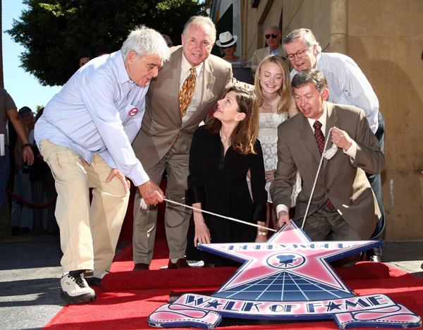 DakotaTheHollywoodWalkOfFame2008001.jpg