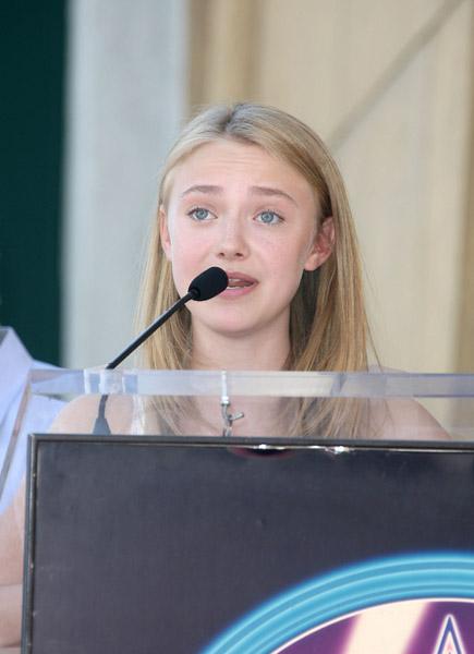 DakotaTheHollywoodWalkOfFame2008013.jpg