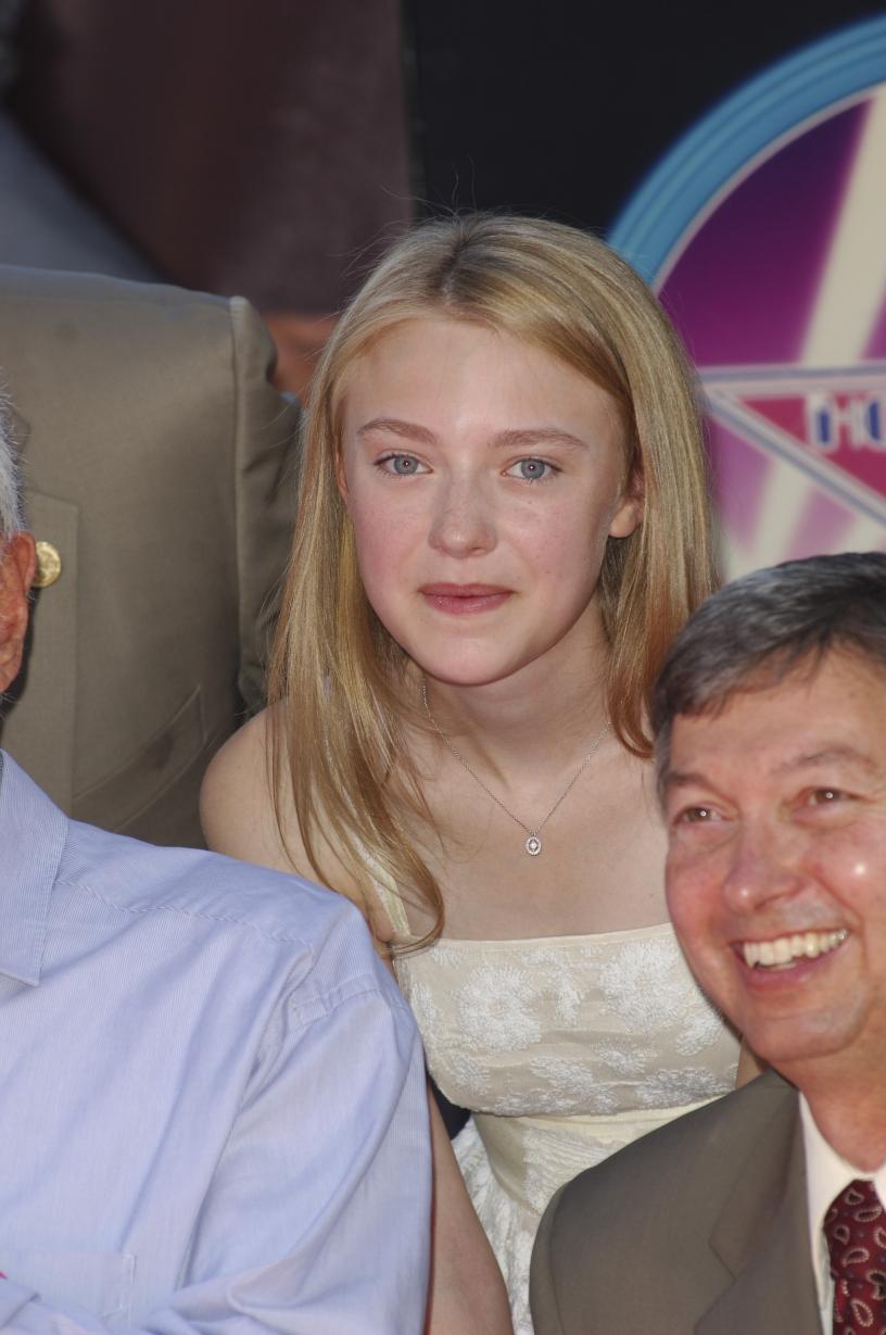 DakotaTheHollywoodWalkOfFame2008133.jpg