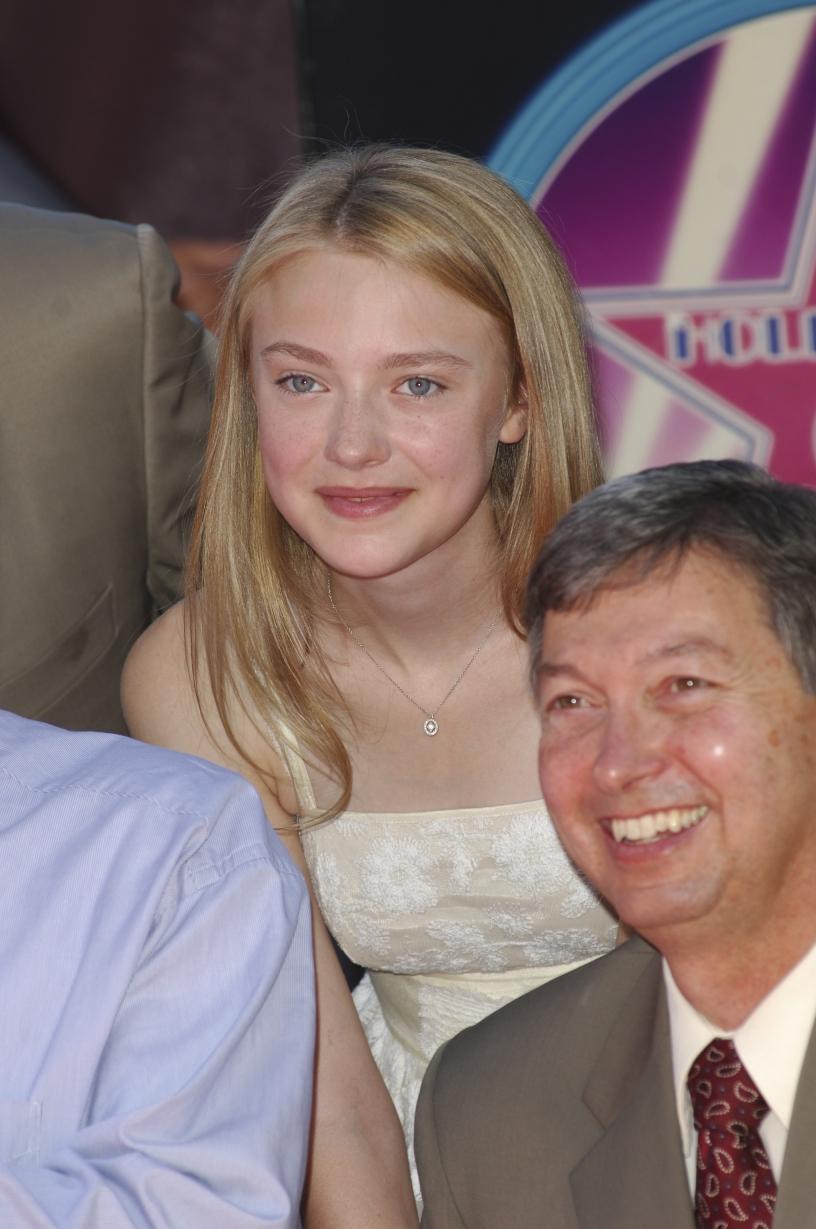DakotaTheHollywoodWalkOfFame2008135.jpg
