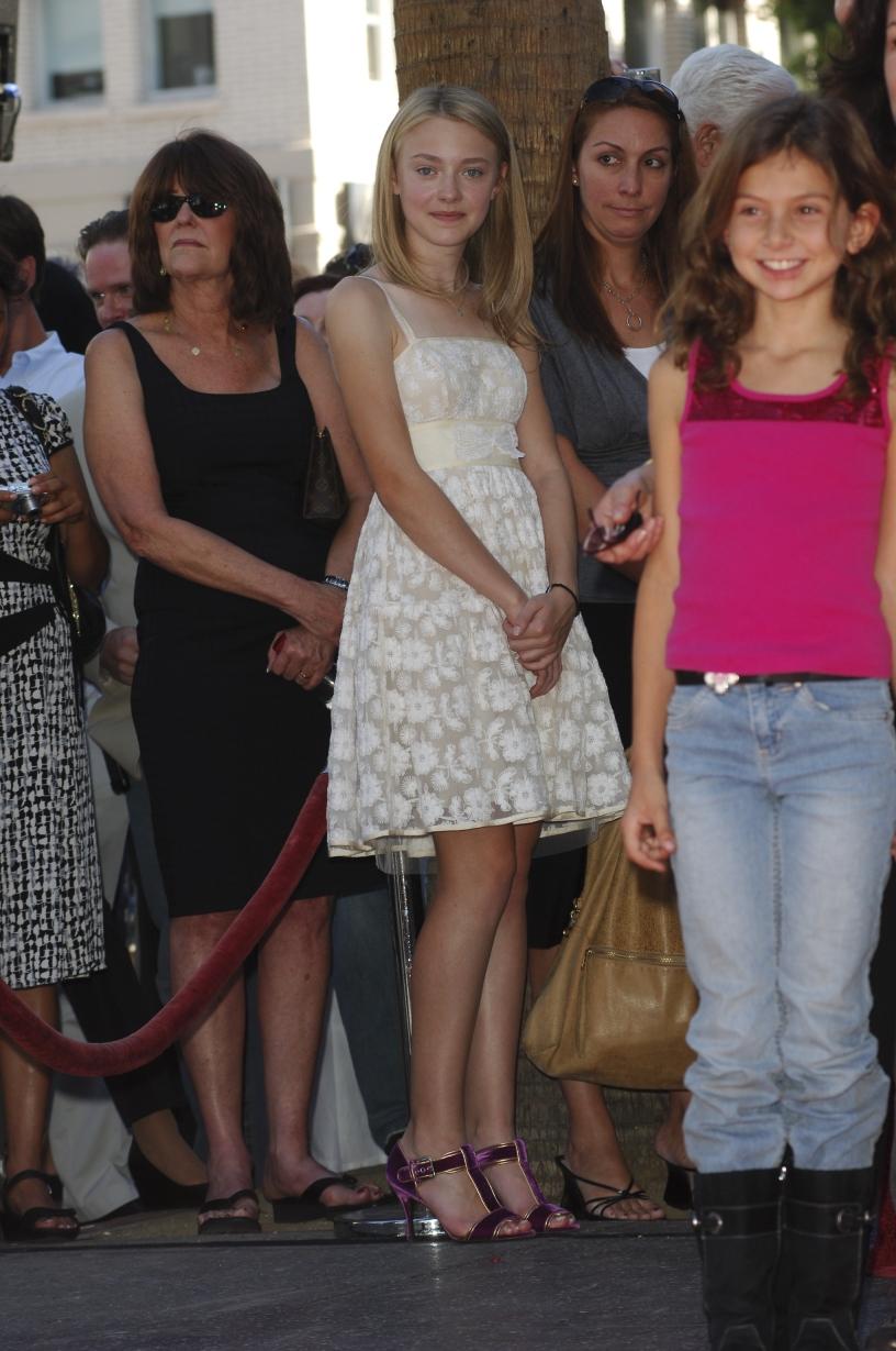 DakotaTheHollywoodWalkOfFame2008138.jpg