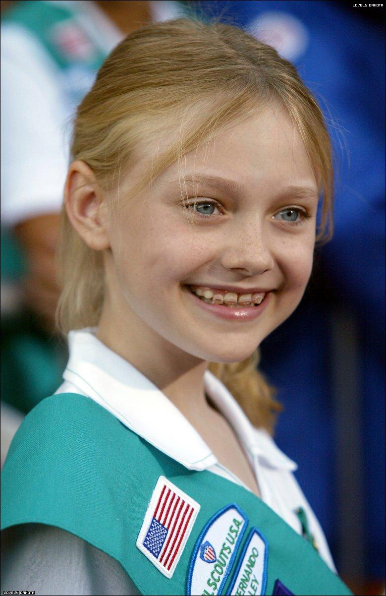 DakotaGirlScout001.jpg