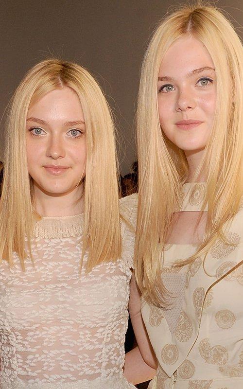 DakotaRodarteSpringFashionShowSeptember132011002.jpg