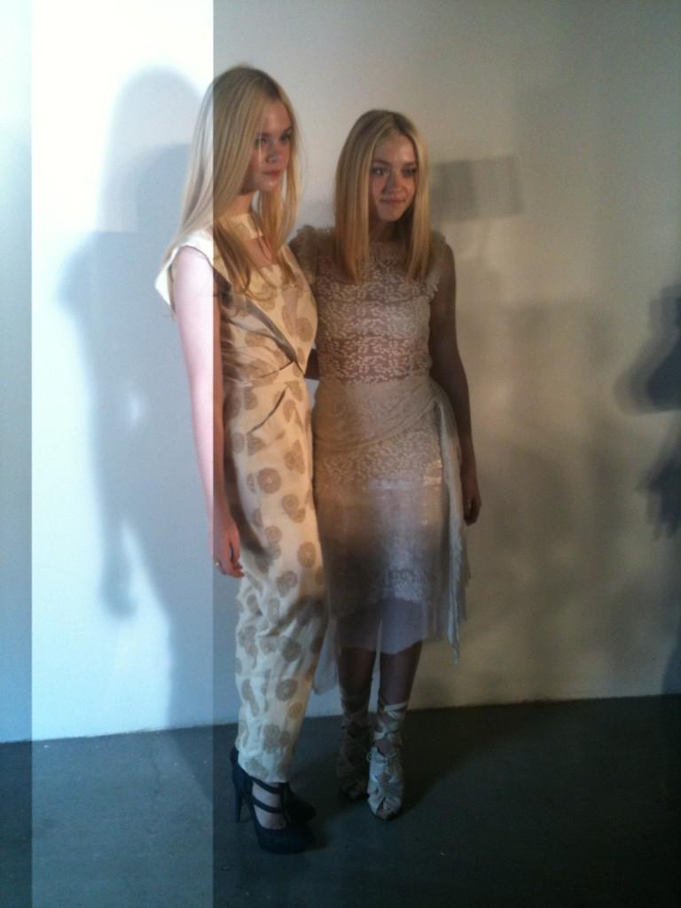 DakotaRodarteSpringFashionShowSeptember132011011.jpg