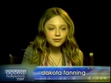 lovely-dakota-interview-access-hollywood-2007-04.jpg