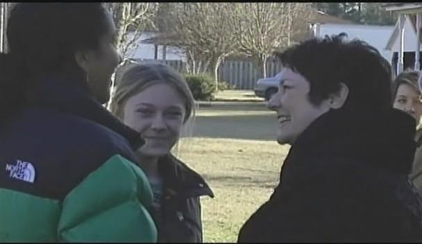 lovely-dakota-hbo-secret-life-bees-2008-057.jpg