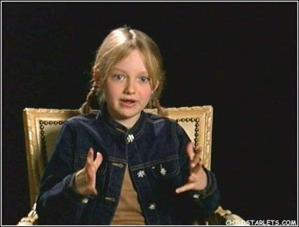 lovely-dakota-interview-mtv-making-movie-2003-23.jpg