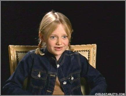 lovely-dakota-interview-mtv-making-movie-2003-35.jpg