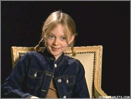 lovely-dakota-interview-mtv-making-movie-2003-44.jpg