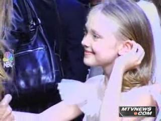 lovely-dakota-mtv-news-2008-03-24-043.jpg