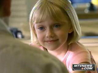 lovely-dakota-mtv-news-2008-03-24-124.jpg