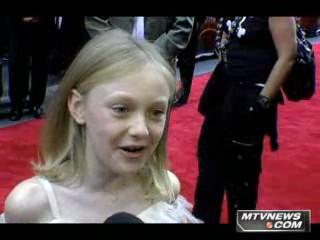 lovely-dakota-mtv-news-2008-03-24-140.jpg