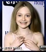 lovely-dakota-mtv-news-2008-03-24-038.jpg