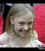 lovely-dakota-mtv-news-2008-03-24-058.jpg