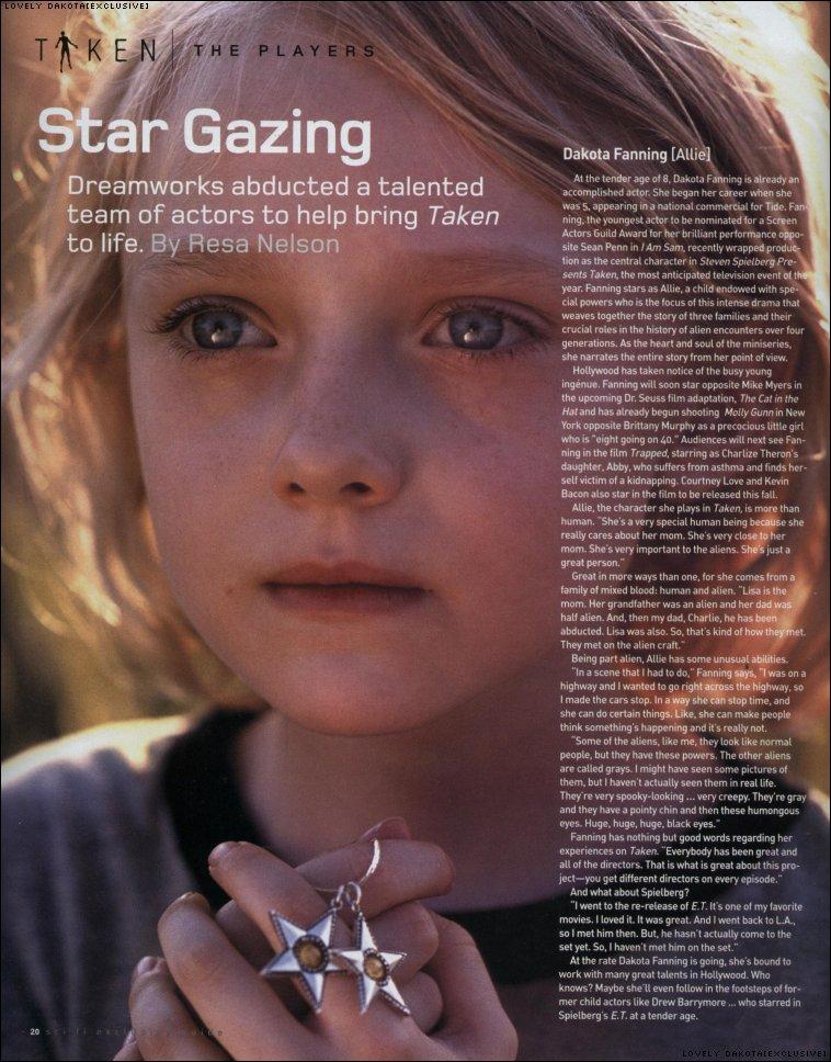 lovely-dakota-2002-12-sci-fi-05.jpg