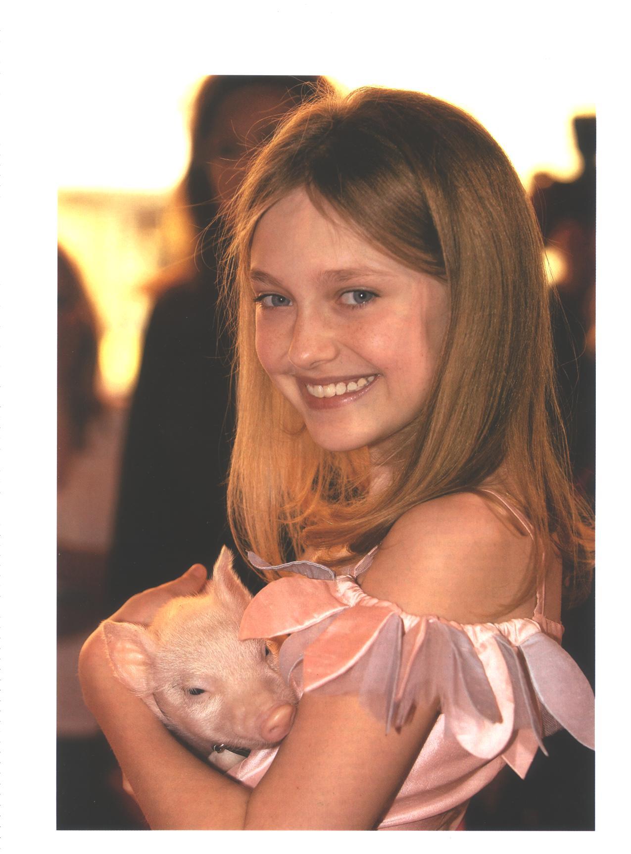 lovely-dakota-2007-no-43-vol-23-studio-bambini-03.jpg