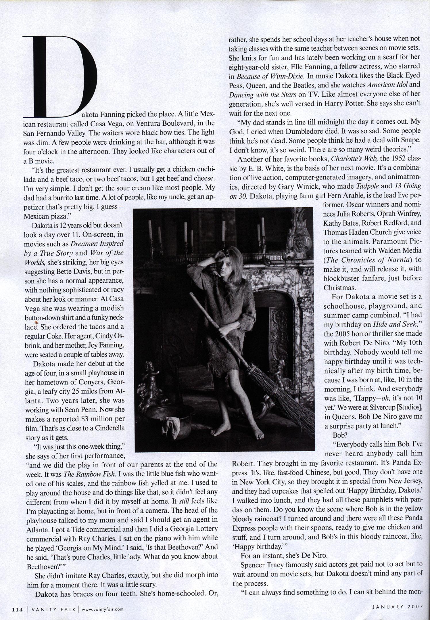 lovely-dakota-2007-01-vanity-fair-03.jpg