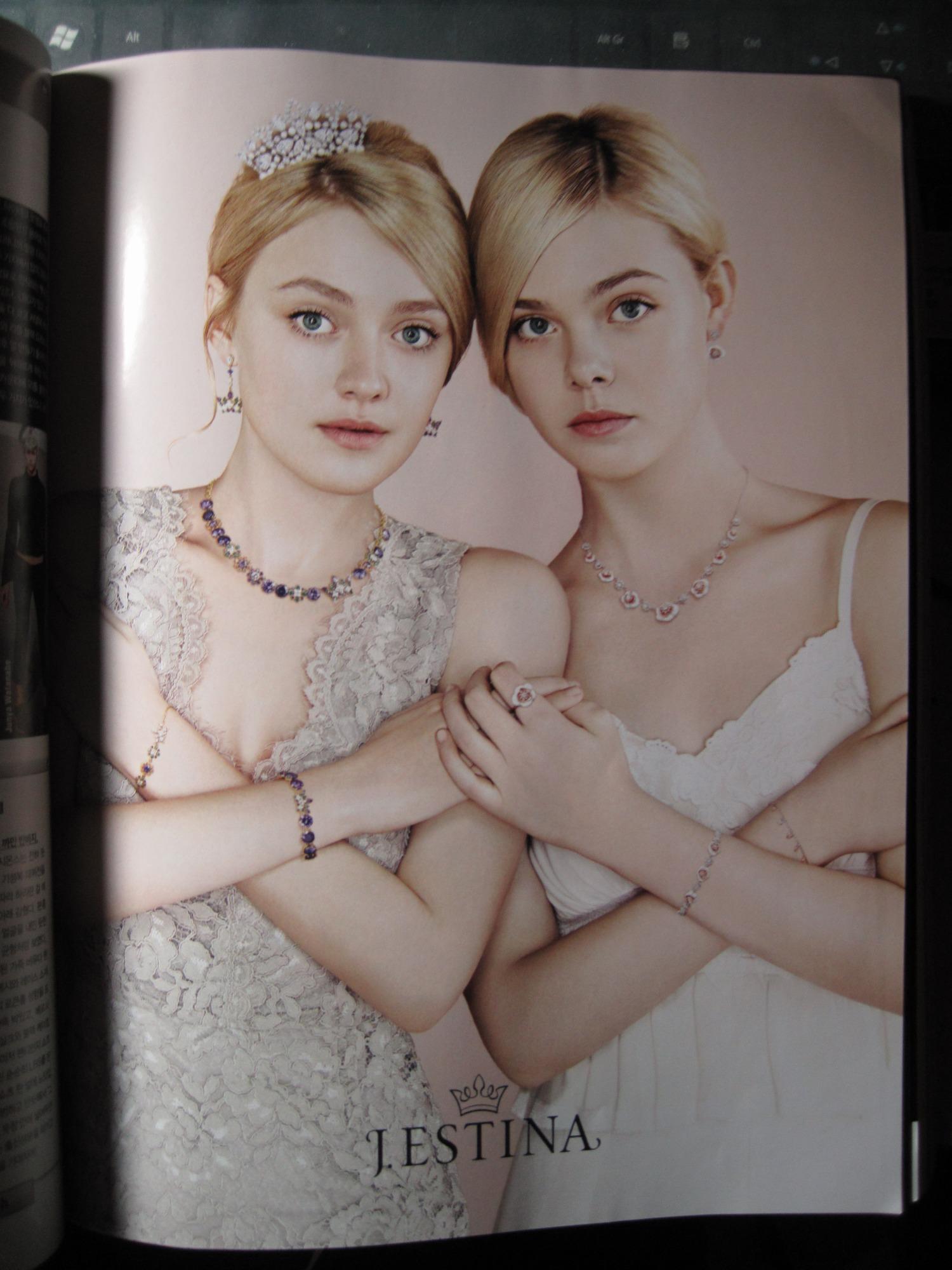 lovely-dakota-2013-02-vogue-korea-01.jpg