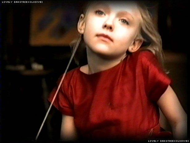 lovely-dakota-music-video-across-universe-31.jpg