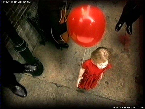 lovely-dakota-music-video-across-universe-46.jpg