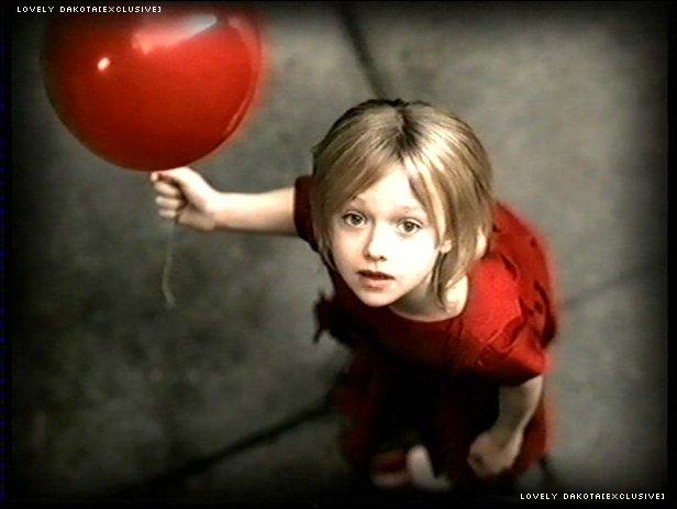 lovely-dakota-music-video-across-universe-54.jpg