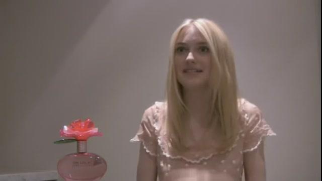 lovely-dakota-juergen-teller-bts-2011-131.jpg