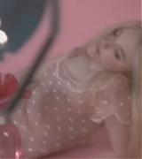 lovely-dakota-juergen-teller-bts-2011-081.jpg