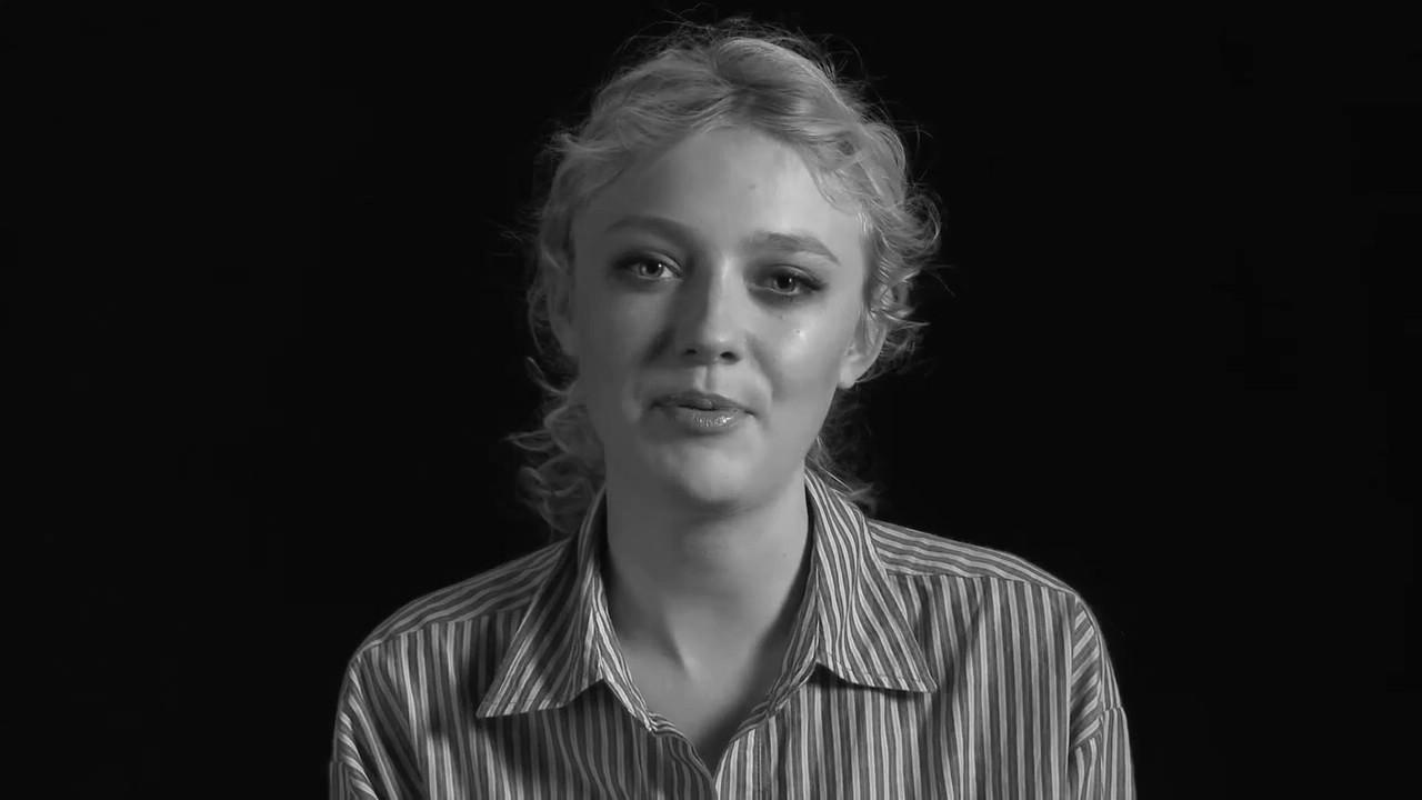 lovely-dakota-lynn-hirschberg-screen-test-2011-02-16.jpg