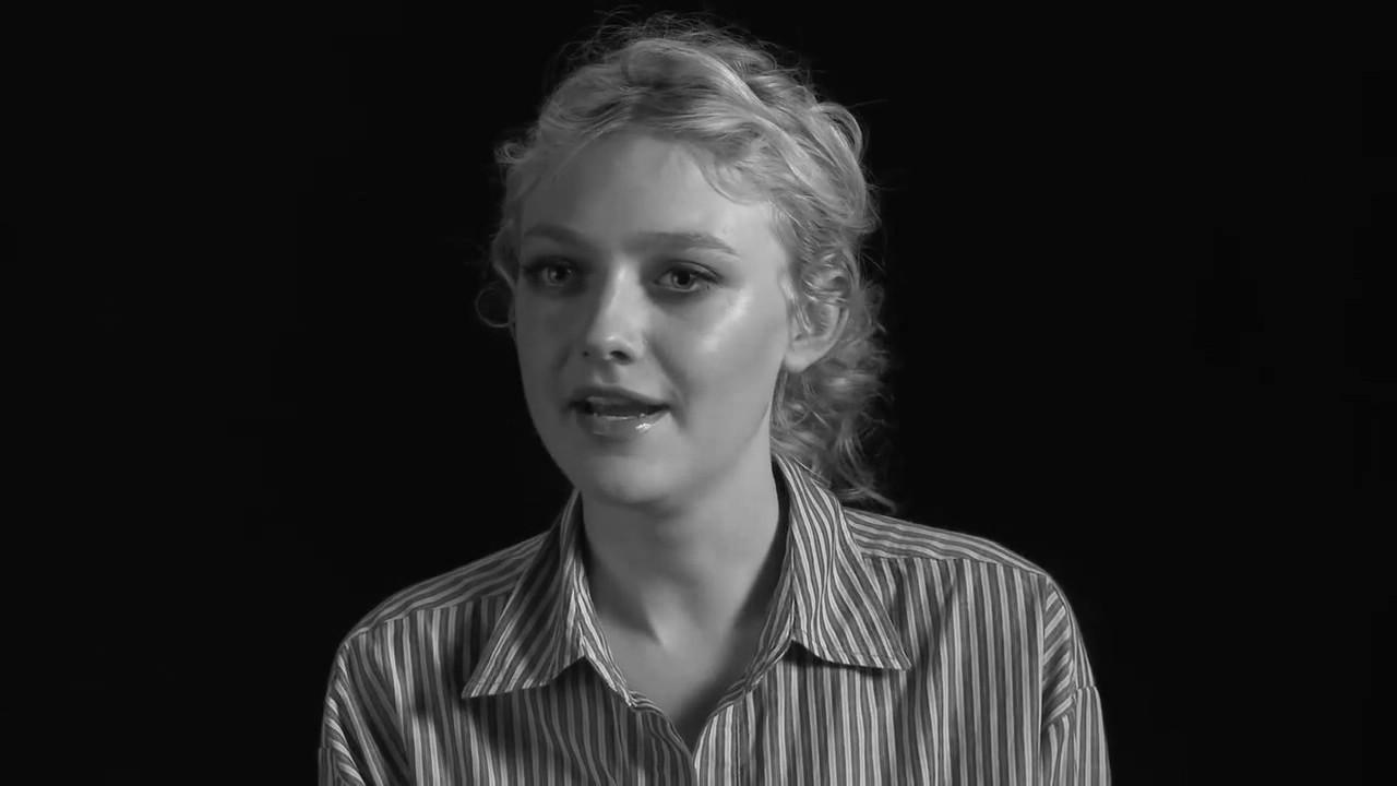 lovely-dakota-lynn-hirschberg-screen-test-2011-02-18.jpg